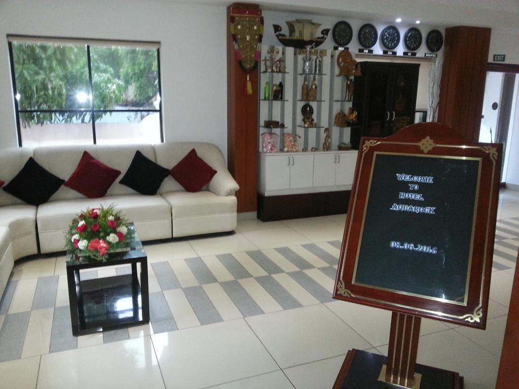 Aquarock Hotel Kazhakuttam Zewnętrze zdjęcie
