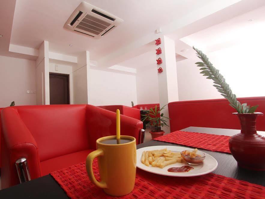 Aquarock Hotel Kazhakuttam Zewnętrze zdjęcie